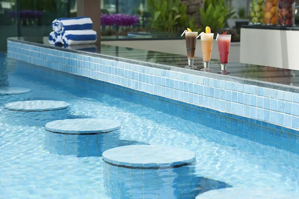 Damac Maison Canal Views Дубай