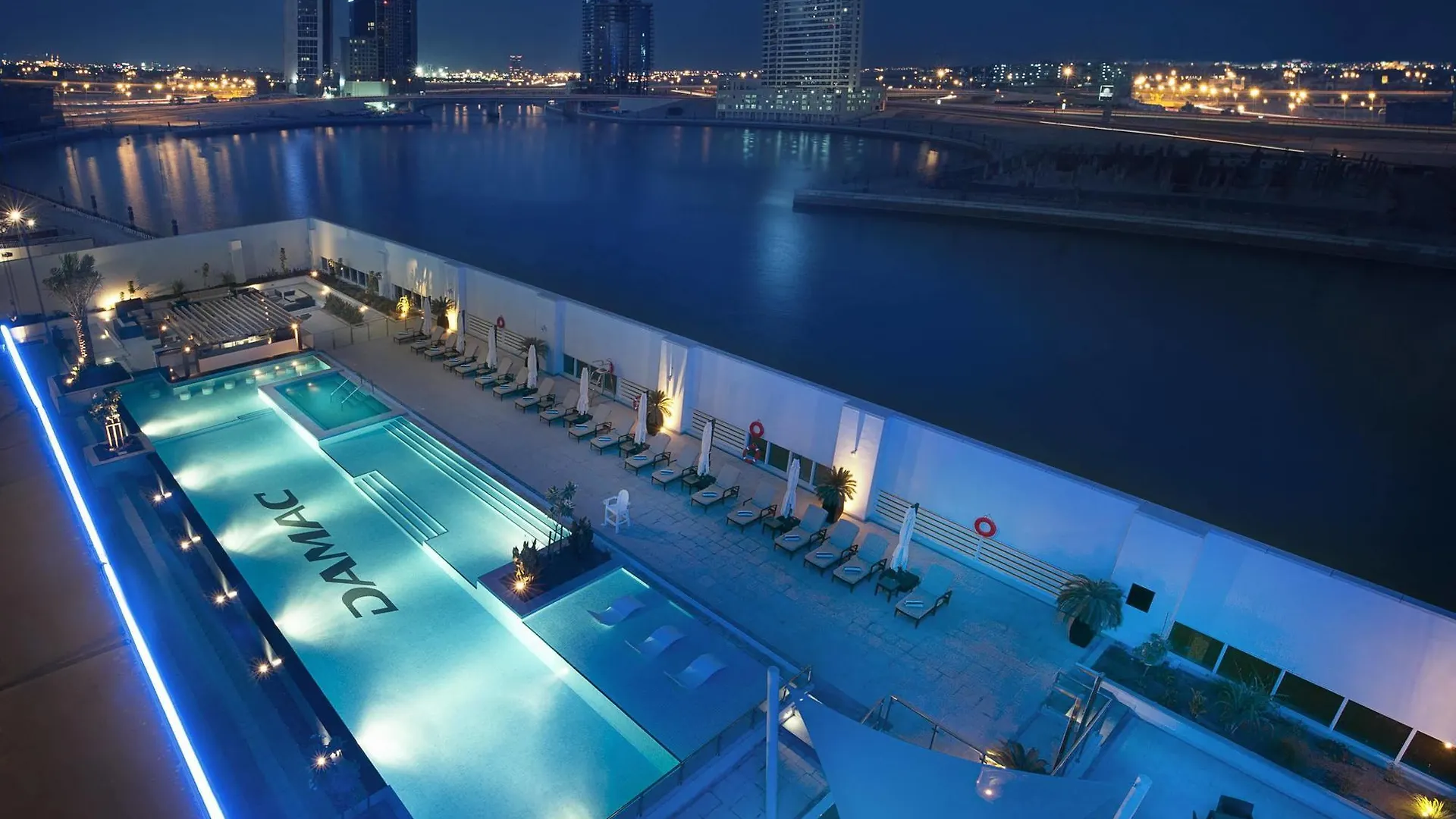 Апарт-отель Damac Maison Canal Views Дубай